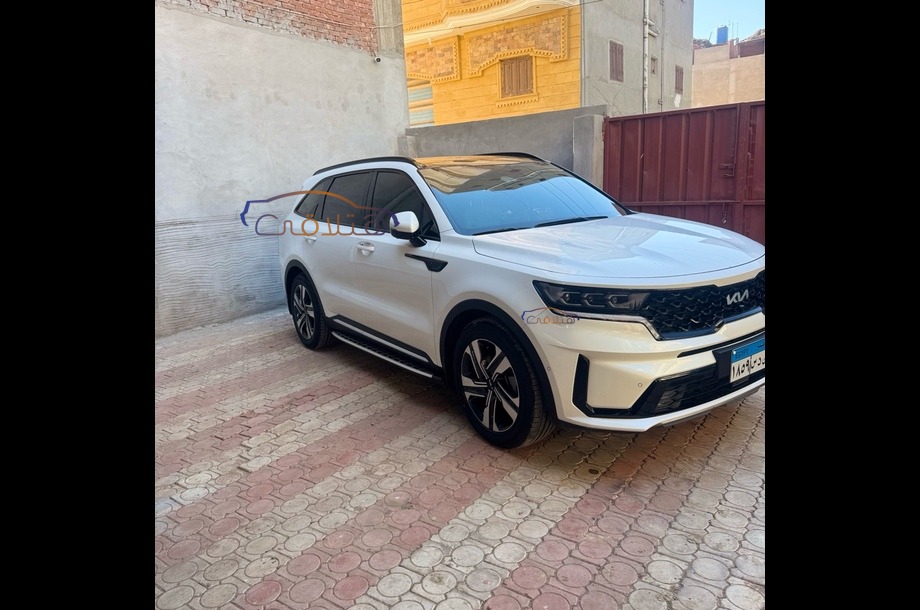 Sorento Kia White