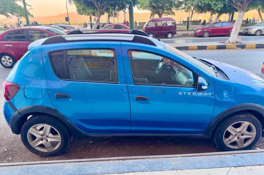Sandero Step Way Renault Blue