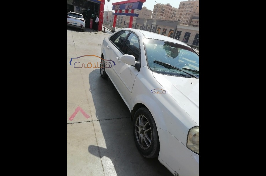 Optra Chevrolet White