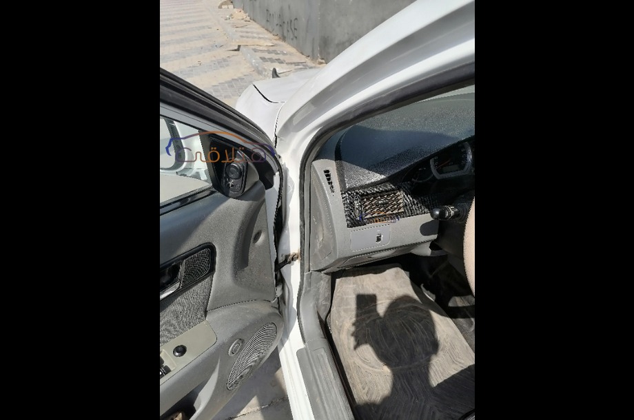 Optra Chevrolet White