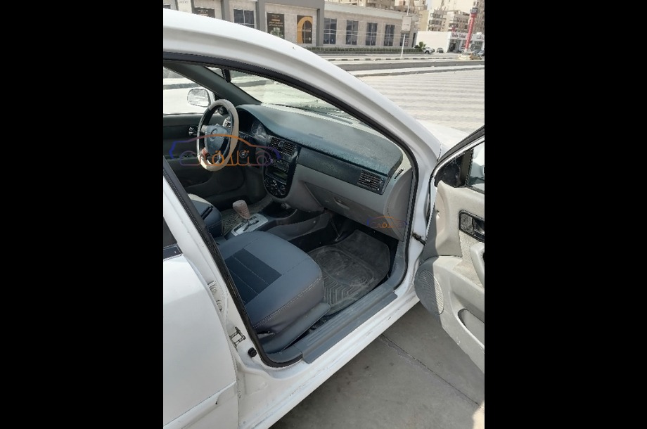 Optra Chevrolet White