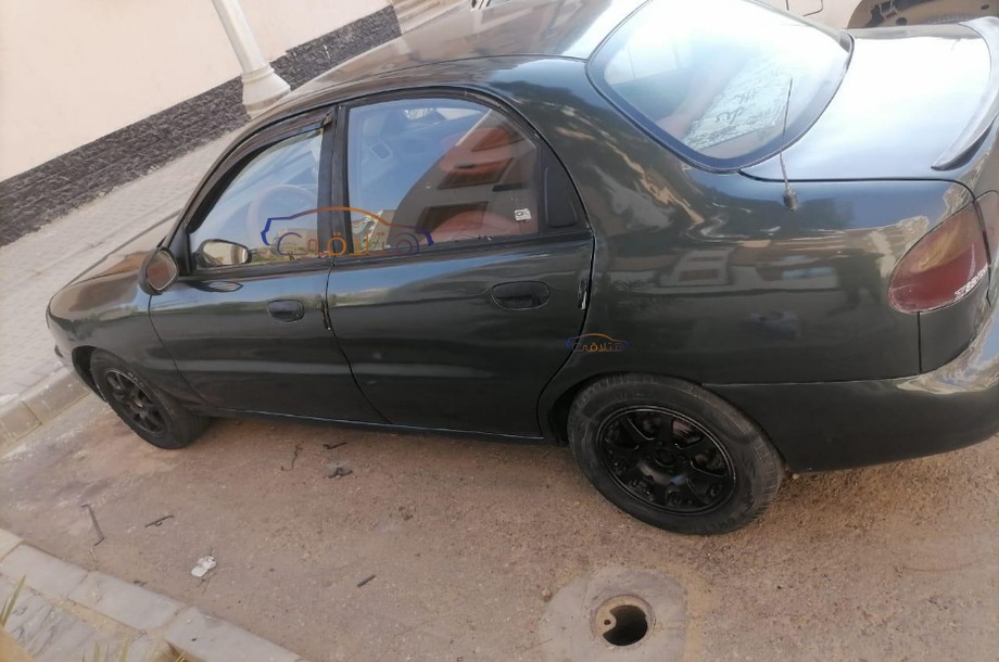 Lanos Daewoo فضي