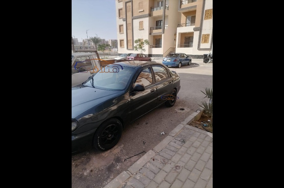 Lanos Daewoo فضي