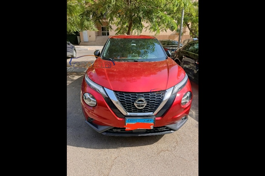 Juke Nissan احمر