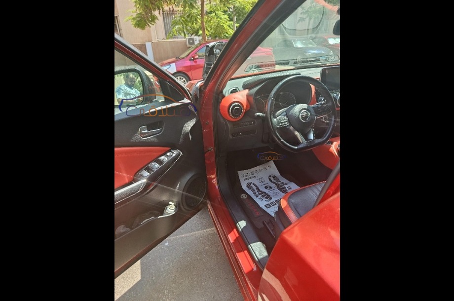 Juke Nissan احمر