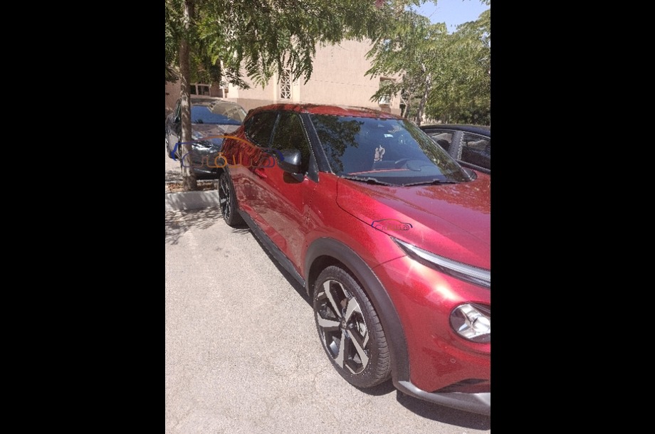 Juke Nissan احمر