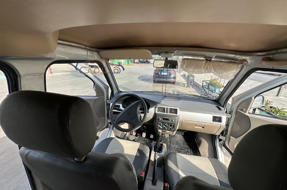 N300 Chevrolet فضي