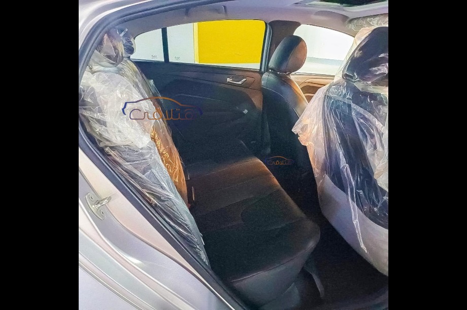 Arrizo 5 Chery فضي