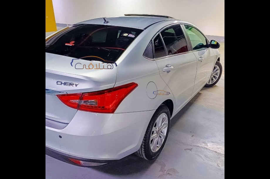 Arrizo 5 Chery فضي