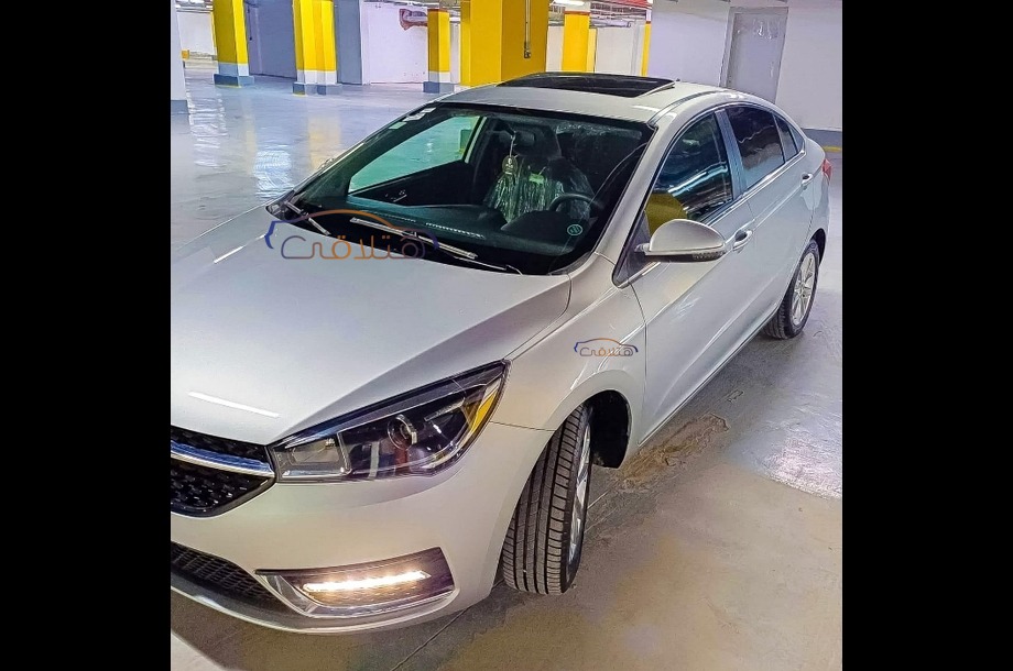 Arrizo 5 Chery فضي