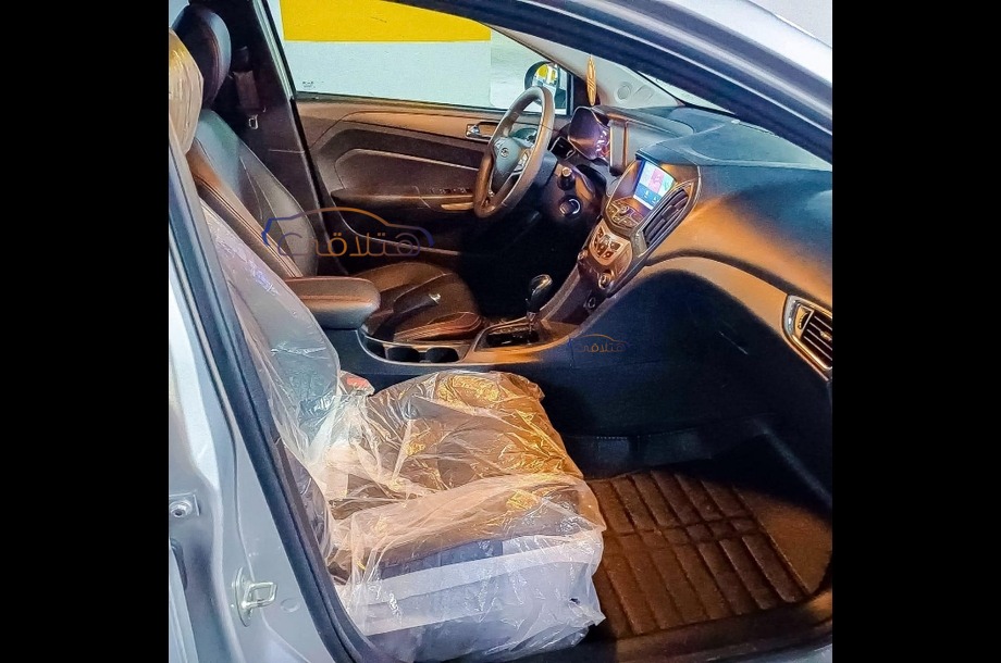 Arrizo 5 Chery فضي