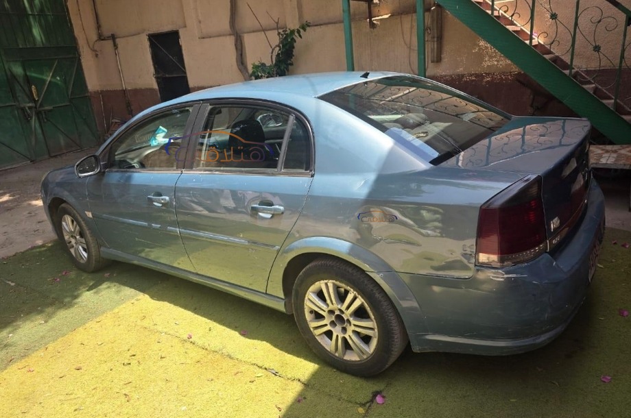Vectra Opel سماوى