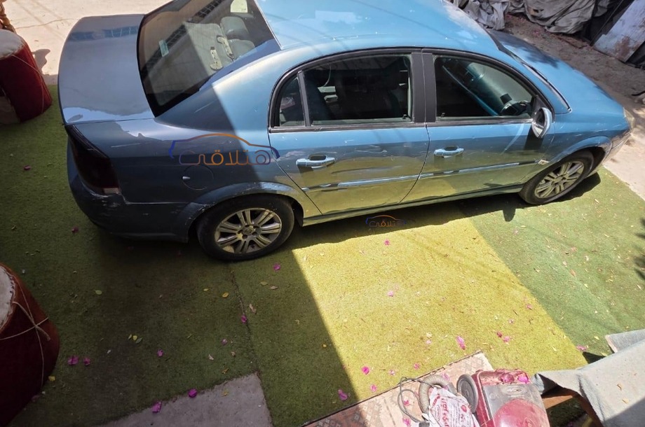 Vectra Opel سماوى