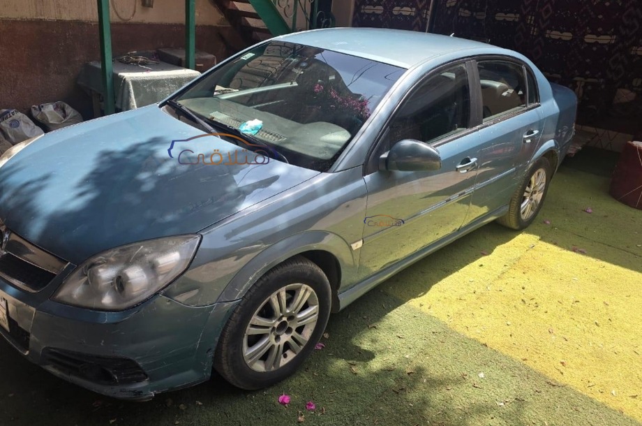 Vectra Opel سماوى