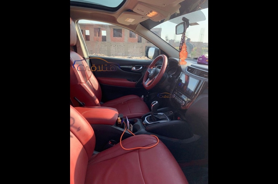 Qashqai Nissan White