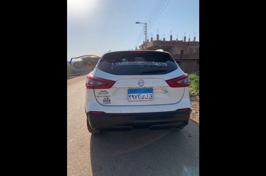 Qashqai Nissan White