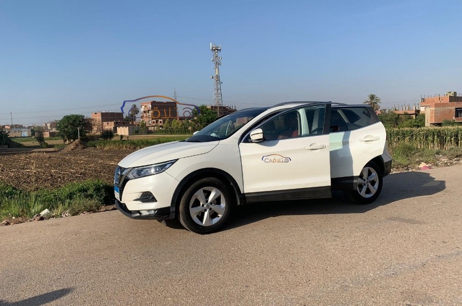 Qashqai Nissan White