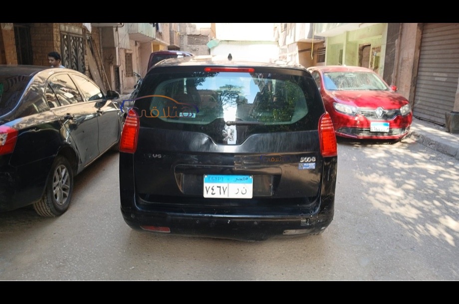 5008 Peugeot أسود