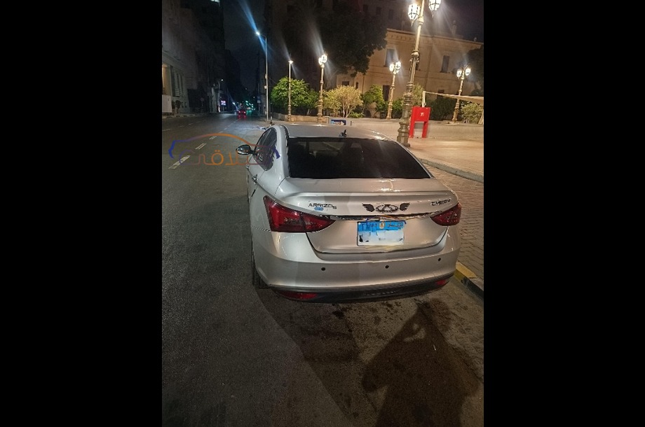 Arrizo 5 Chery فضي