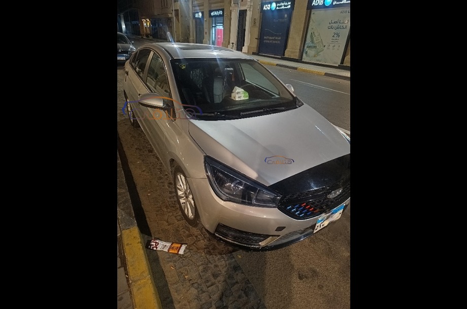 Arrizo 5 Chery فضي