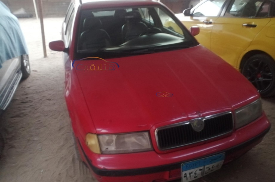 Octavia A4 Skoda احمر