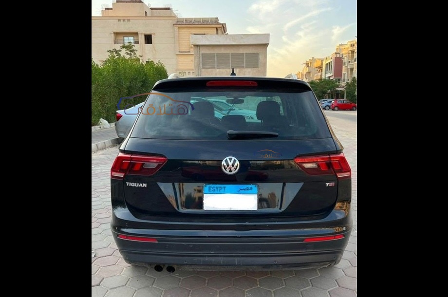 Tiguan Volkswagen أسود