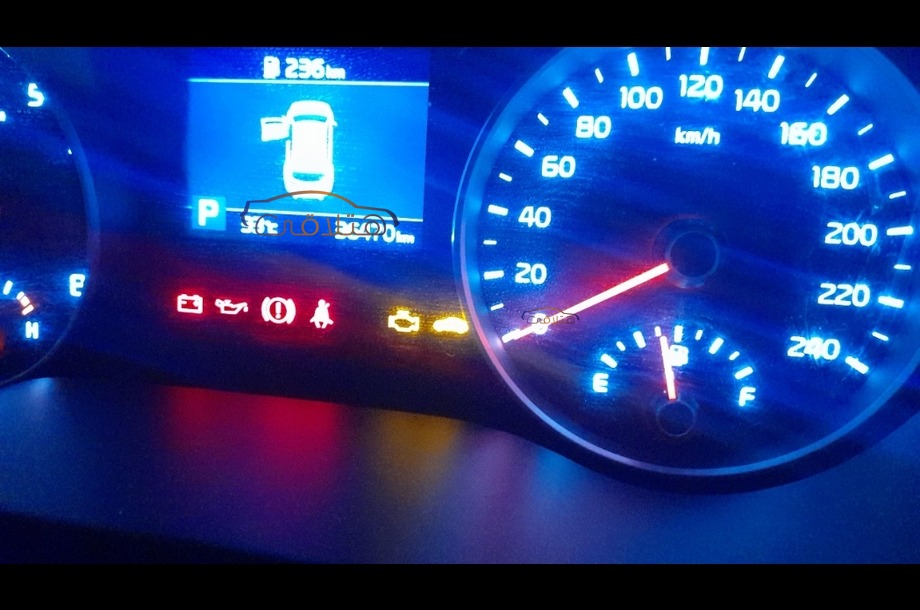 Sportage Kia احمر غامق