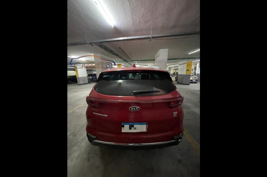 Sportage Kia احمر غامق