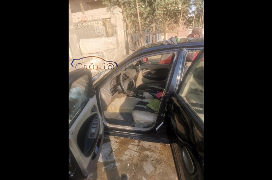 Nubira 2 Daewoo أسود