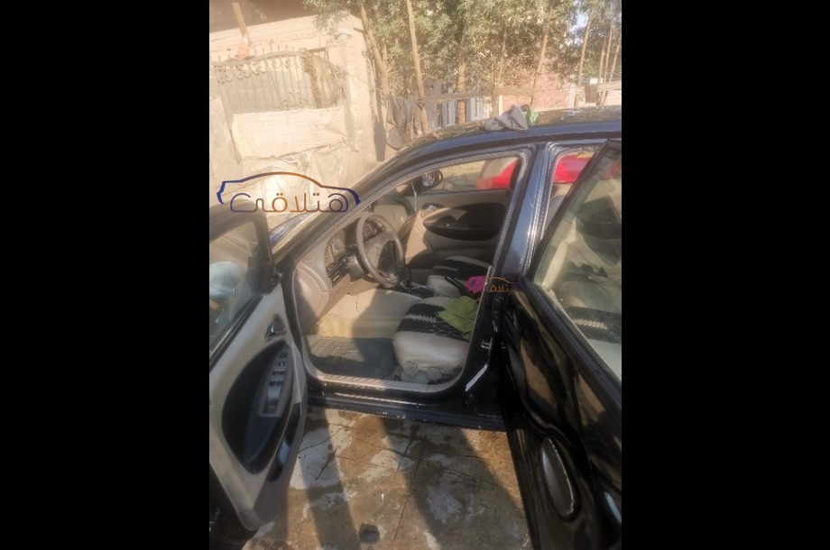 Nubira 2 Daewoo أسود