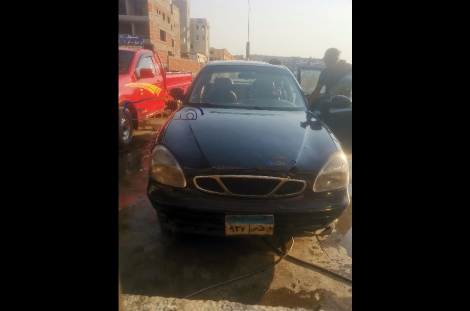 Nubira 2 Daewoo أسود