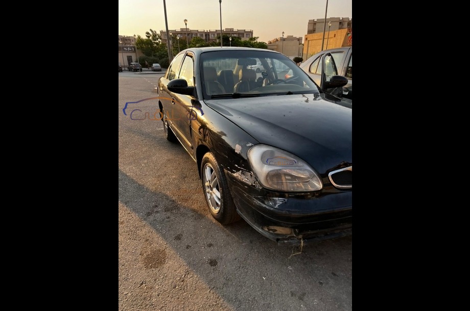 Nubira 2 Daewoo أسود