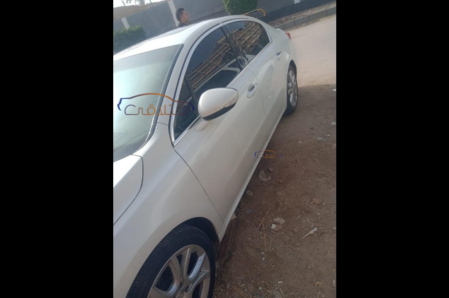 508 Peugeot أبيض
