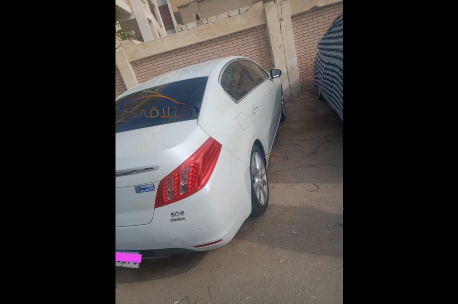 508 Peugeot أبيض