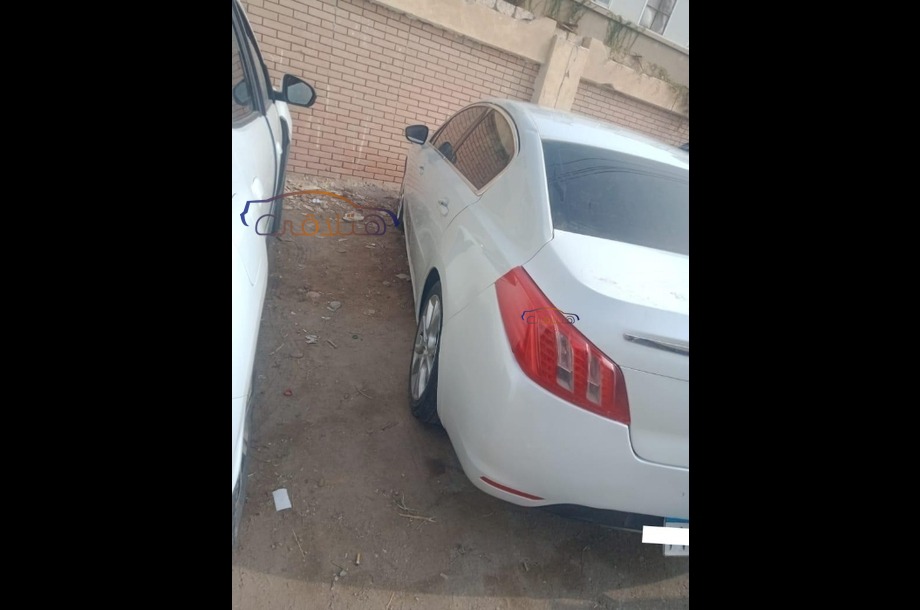 508 Peugeot أبيض