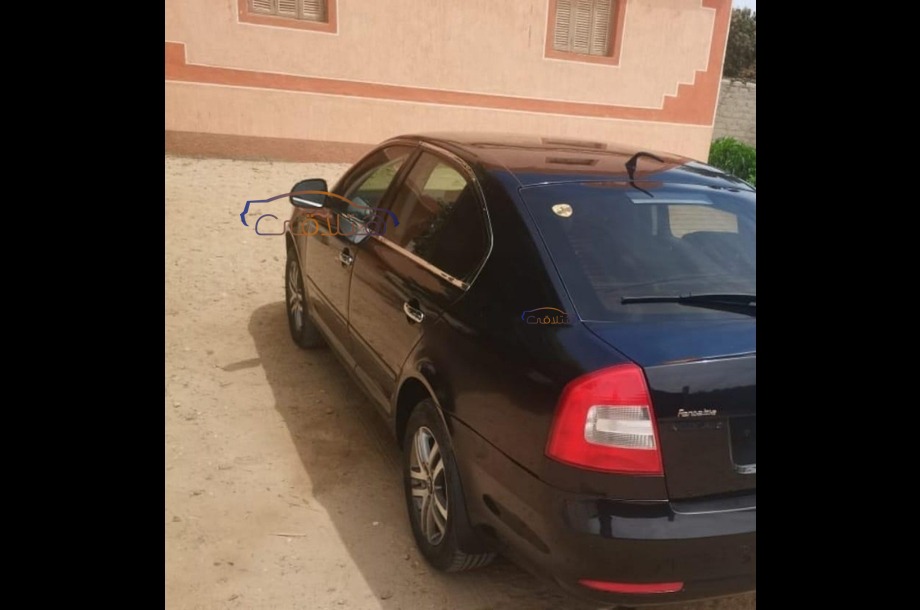 Fantasia Skoda أسود