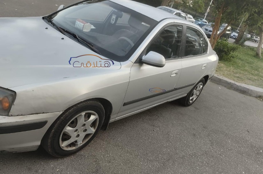 Elantra Hyundai Silver