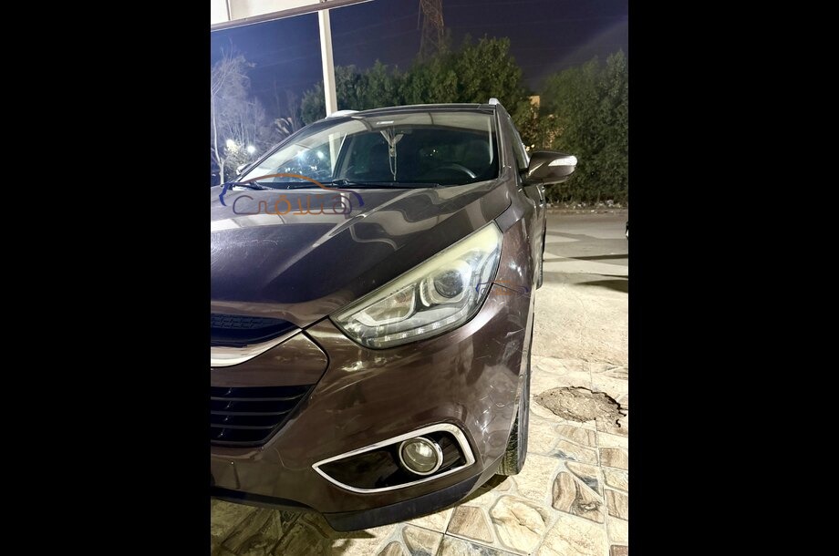 IX 35 Hyundai Brown