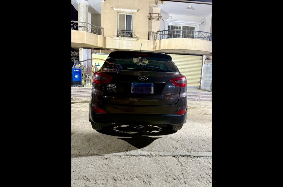 IX 35 Hyundai Brown