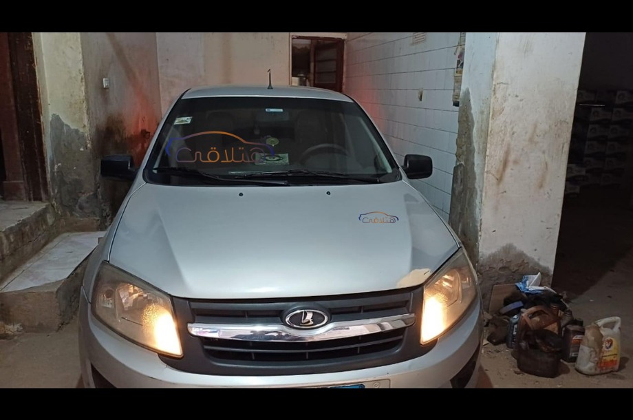 Granta Lada Silver