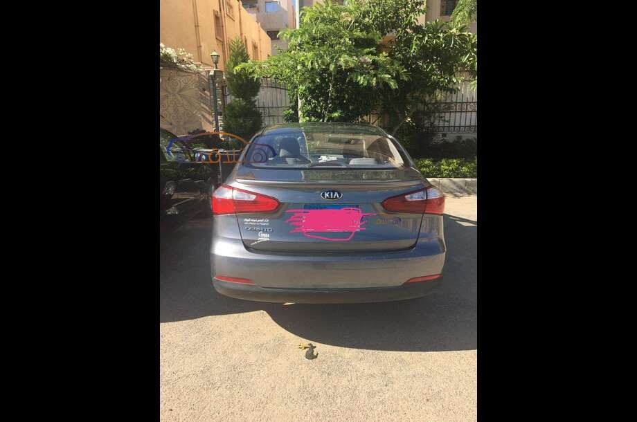 Cerato Kia فضي