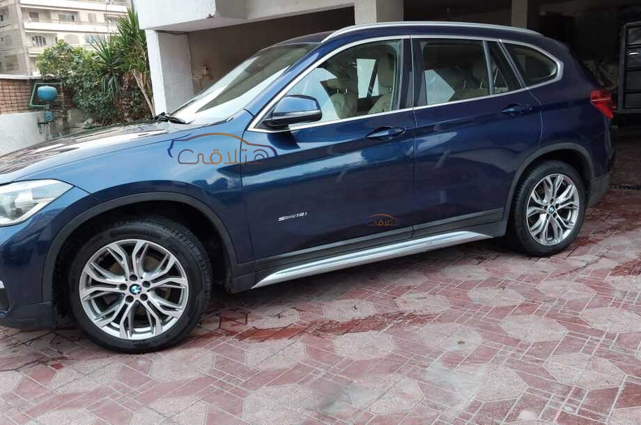 X1 BMW Dark blue