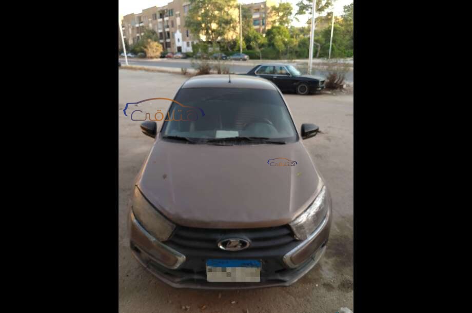 Granta Lada موكا