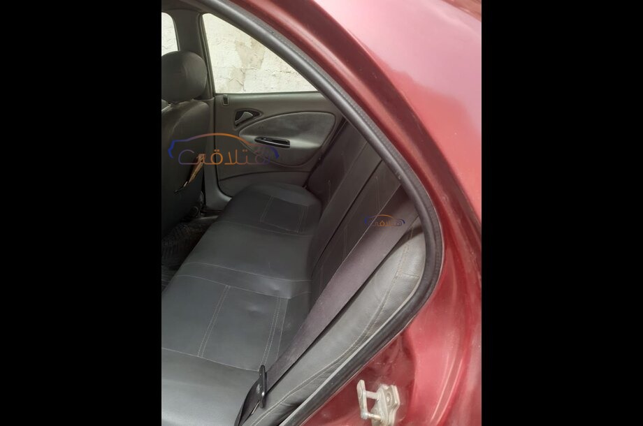Nubira 2 Daewoo احمر