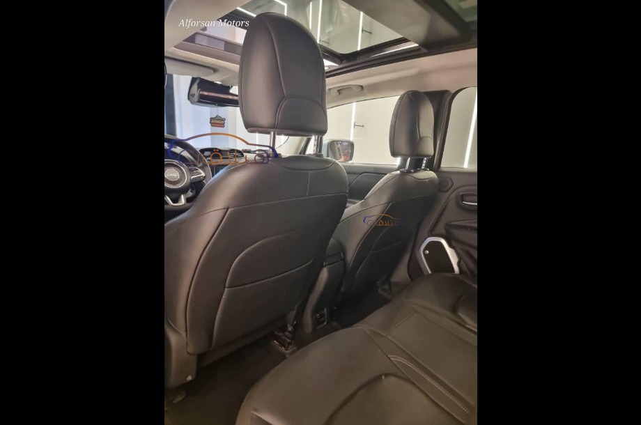Renegade Jeep بيج