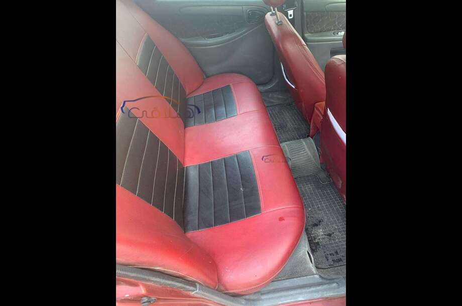 Lanos Daewoo احمر