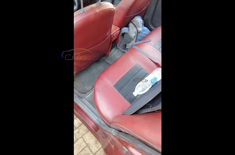 Lanos Daewoo احمر