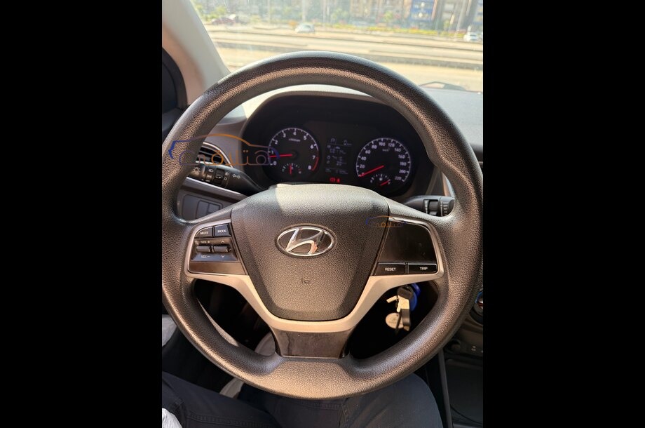 Accent HCI Hyundai Red