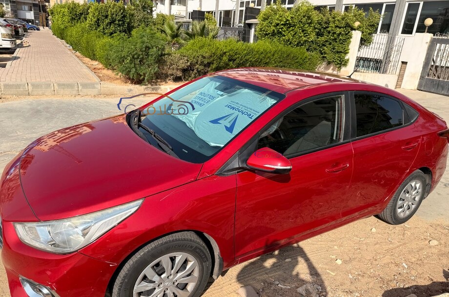 Accent HCI Hyundai Red