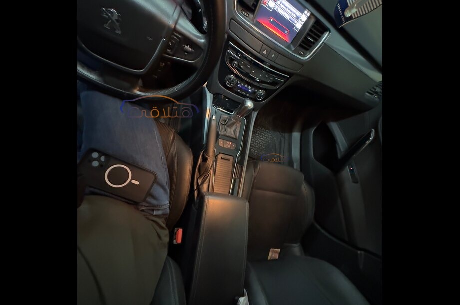508 Peugeot رمادي